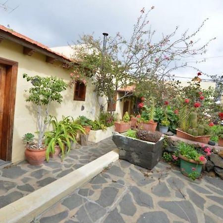 Гостевой дом La Casa De Mis Padres El Pinar  Экстерьер фото